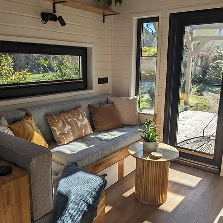 Tinyhaus Josie Von Tinyhaus * Steinhude